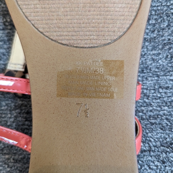 Kelly & Katie Pattiee Sandal Size 7.5 NWOB - Picture 3 of 3